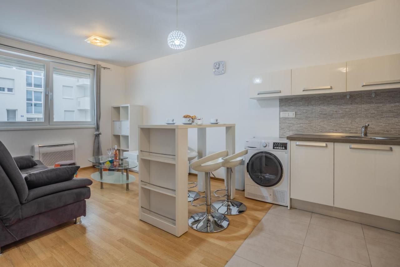 Dalmatino Apartman Zára Kültér fotó
